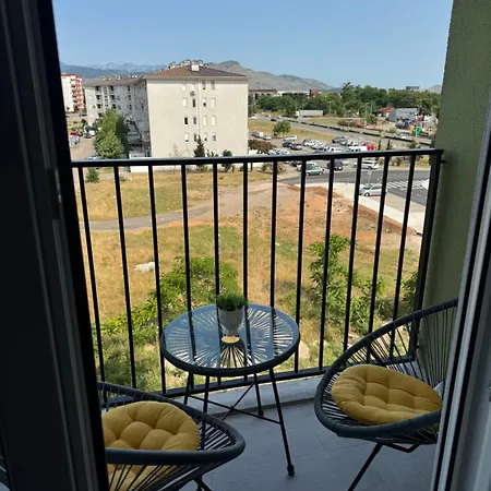 Apartamento 43 With Garage Podgorica