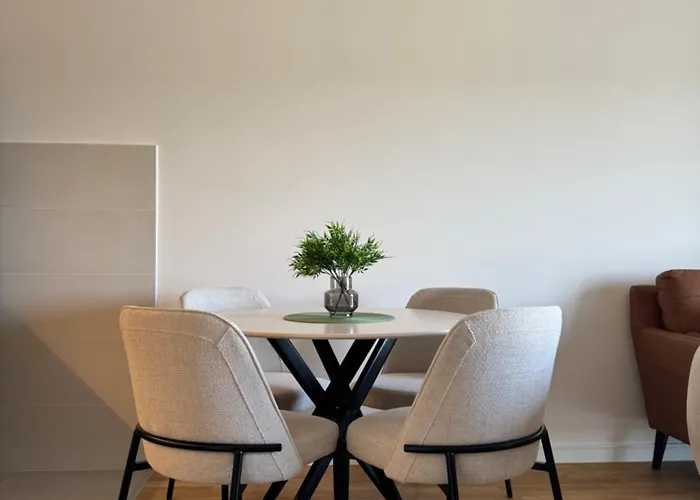 Apartment 43 With Garage